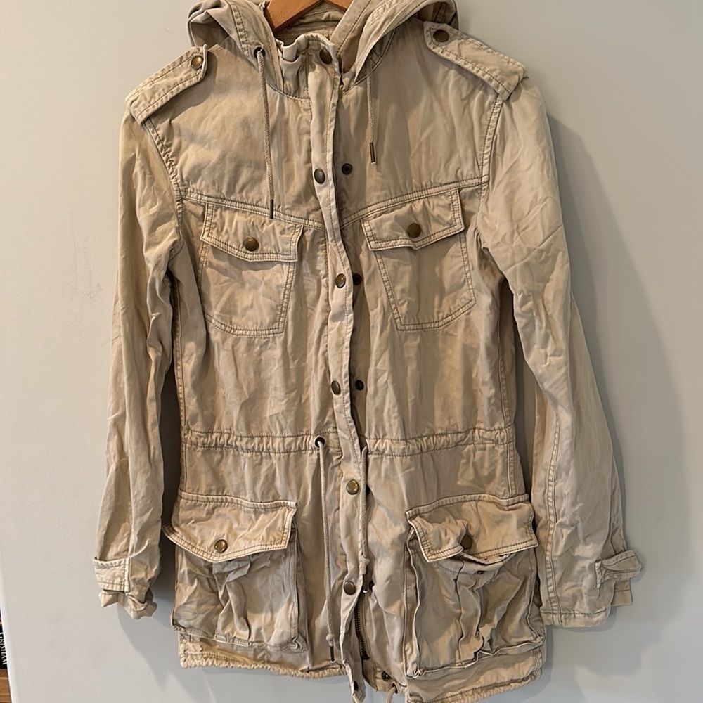 Aritzia Talula utility jacket light tan xxxs - Picture 3 of 11